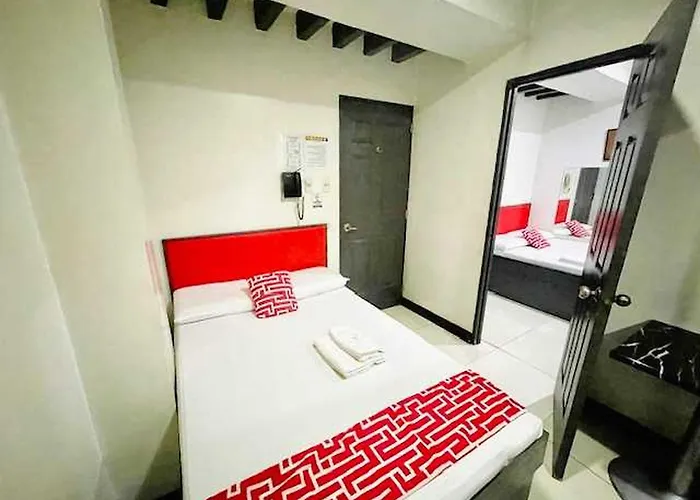 Cosmo 2* Manila