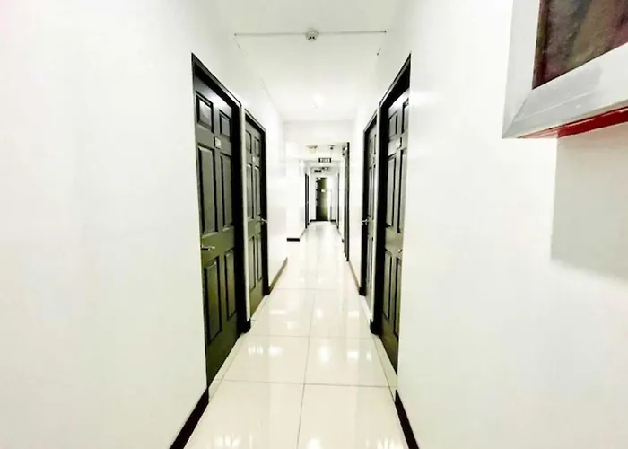 Cosmo Hotel Manila